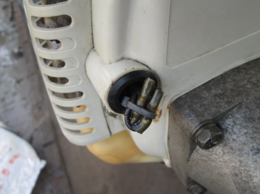 เครื่องตัดหญ้าสะพายบ่า Dai Shin เครื่องตัดหญ้าสะพายบ่า Dai Shin