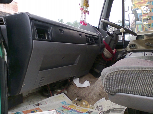 HINO KT725 เครื่อง HO7D 195 แรงม้า 10 ล้อ เพลาเดียว ไม่ดัมพ์