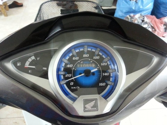 ขาย HonDa Wave 125 I โฉมใหม่ สีขาว สตาร์ทมือ ปี2013เดิมๆสวยๆ ขาย HonDa Wave 125 I โฉมใหม่ สีขาว สตาร์ทมือ ปี2013เดิมๆสวยๆ