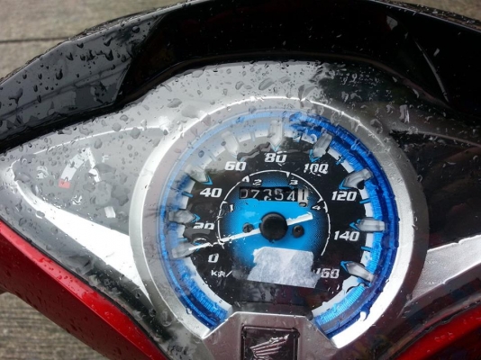 ขาย HonDa Wave 125 I โฉมใหม่ สีแดง ปี2012เดิมๆสวยๆ ขาย HonDa Wave 125 I โฉมใหม่ สีแดง ปี2012เดิมๆสวยๆ