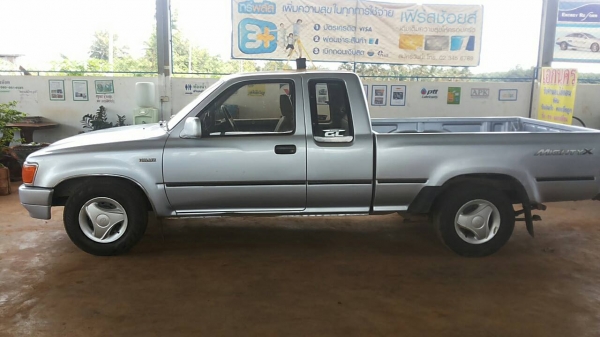 ***ขายแล้วครับขอบคุณ Truck2handขาย กระบะแค็ปเครื่องแน่นๆ TOYOTA ไมตี้ โป่งหน้า-หลังแท้ ปี40/97 เครื่องเดิมๆ แรงจริง แห้งกริ๊ปไม่มีเยิ้มไม่มีหลวม เกียร์ดีไม่มีหลุดช่วงล่างแน่น คัสซีสวยเดิมไม่ผุไม่ดาม กระบะพื้นไม่ผุ หัวสวยภายในสวยมาก คอนโซลครบ พ.ธรรมดา แอร์