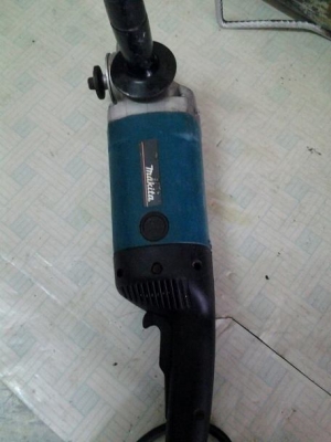 ....ขาย เครื่องขัด เครื่องเจียร 7 นิ้ว makita และ เจียร์มาเท้ก