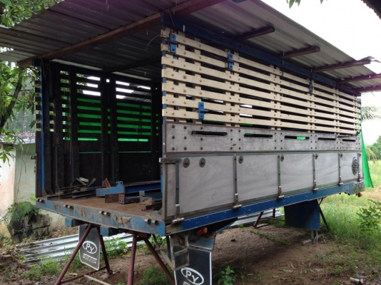 บายกระบะไม้มะค่าสิบล้อ ไม้ยังสวย สภาพดี ต่อบรรทุกอ้อยแข็งแรง