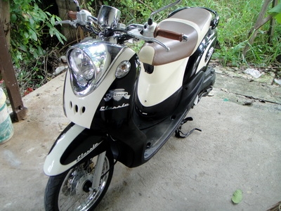 ขาย Yamaha Fino ปี 54 2011สีดำ-ขาว