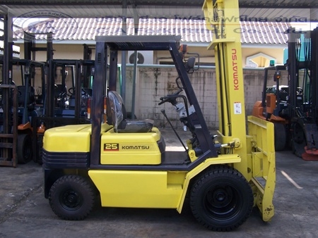 ขาย รถโฟล์คลิฟท์ KOMATSU รุ่น FD25-11