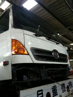 หัวเก๋ง Hino Mega