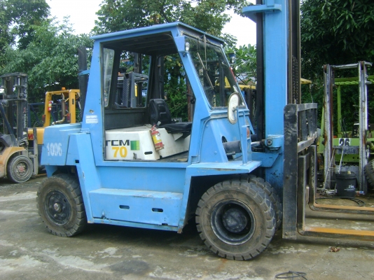 ขายรถยก 7 ตัน เสาสูง 4.5 เมตร