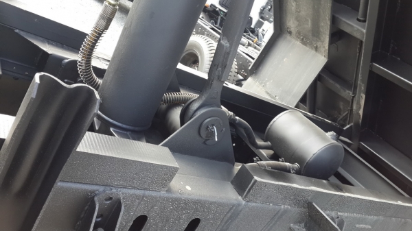 ขายรถหกล้อกระบะดั้มพ์สามมิตร พร้อมส่งมอบทันที