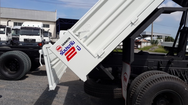 ขายรถหกล้อกระบะดั้มพ์สามมิตร พร้อมส่งมอบทันที