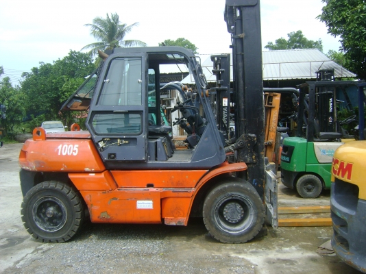 ขายรถยก 7 ตัน เสาสูง 4 เมตร