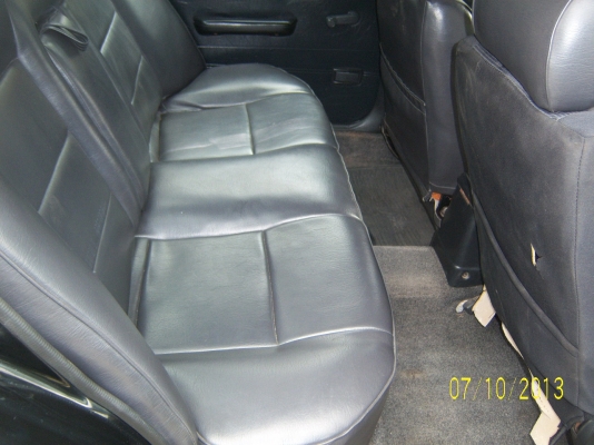 บลูเบิร์ด 1.8 U12  ติดแก๊ส LPG ลงเล่มแล้ว ปี35  เอกสารชุดโอนครบ  ภายในสะอาด พวงมาลัยเพาเวอร์  รายละเอียดโทรคุยคับ  วิ่งใกลสบาย