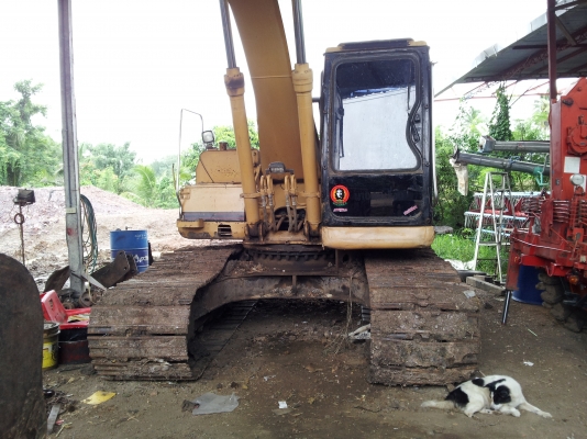 CAT 320 V1