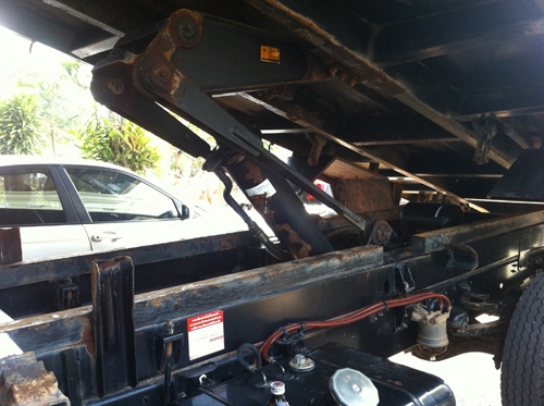 ฝากขาย HINO MEGA ซีรีส์ 500 175HP ดัมพ์สามมิตร ปี 2553