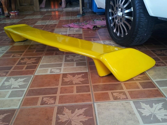 ขาย สเกิร์ต Yaris (สีแดง) 3500 0889517836 คุณเก่ง