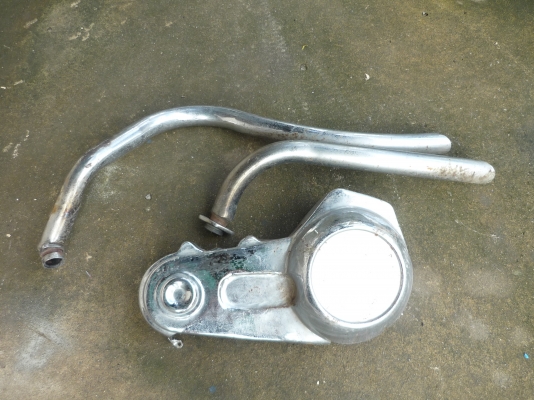 ขายเหมาให้หมดเลยเครื่อง HONDA Bros 400cc.พร้อมอะไหล่หลายรายการ 15,000 (084-6778347)