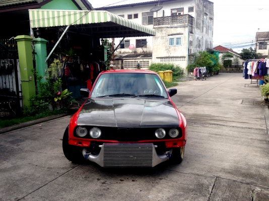 ขายE30 1J turbo M/T ล้อแท้ ช่วงล่างสกายไลน์