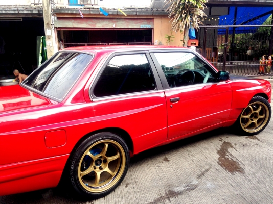 ขายE30 1J turbo M/T ล้อแท้ ช่วงล่างสกายไลน์