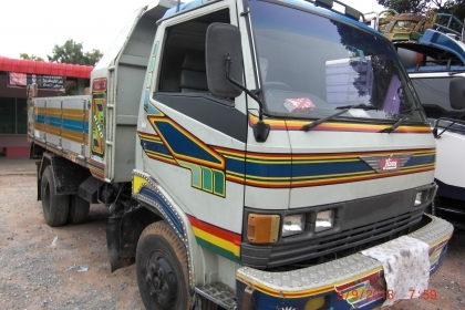 ***ขายแล้วครับขอบคุณ Truck2hand ขาย 6ล้อดั๊มดินสวยๆเครื่องใหญ่ HINO FC171A เครื่องHO7C 185HPแห้งจัดฟิตๆ ไม่มีเยิ้ม ช่วงล่างใหญ่Fหน้า-หลัง คัสซีสวยไม่ผุไม่ดาม กระบะดั๊มเนียม4ตันสภาพสวย พื้นดี ข้างดี ยาง8.25สวย6เส้น หัวสวยภายในเต็มคอนโซลครบ พ.พาวเวอร์ แอร์