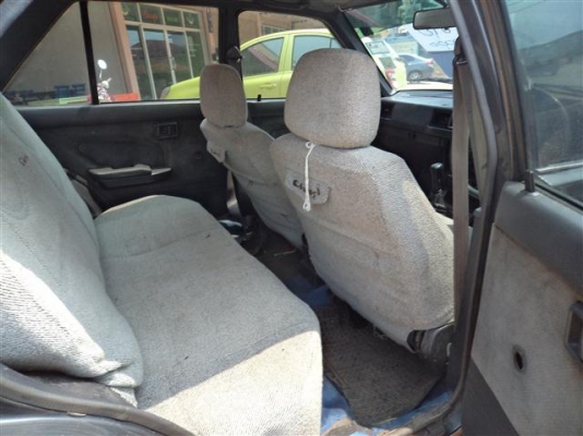 ขายรถเก๋งนิสสัน เซ็นทรา