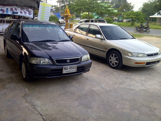 ขายรถเก๋งแพ็คคู่