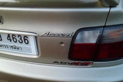 ขายรถเก๋ง HONDA ACCORD โฉมท้าย2ก้อน ปี39/96 เครื่องV ติดแก๊สLPG เกียร์ออโต้ ภายในเบาะหนัง สาย CD แอร์ พ.พาวเวอร์ พร้อม กระจกไฟฟ้า ปรับข้างไฟฟ้า ใช้งานปกติ ล็อครีโมท ล้อแม็ก17 ยางดี4เส้น 205/45/17 สีสวย เคยมีชนมาแต่ไม่ลึกเก็บงานแล้ว พร้อมใช้งาน ราคาต่อรองไ ขายรถเก๋ง HONDA ACCORD โฉมท้าย2ก้อน ปี39/96 เครื่องV ติดแก๊สLPG เกียร์ออโต้ ภายในเบาะหนัง สาย CD แอร์ พ.พาวเวอร์ พร้อม กระจกไฟฟ้า ปรับข้างไฟฟ้า ใช้งานปกติ ล็อครีโมท ล้อแม็ก17 ยางดี4เส้น 205/45/17 สีสวย เคยมีชนมาแต่ไม่ลึกเก็บงานแล้ว พร้อมใช้งาน ราคาต่อรองไ