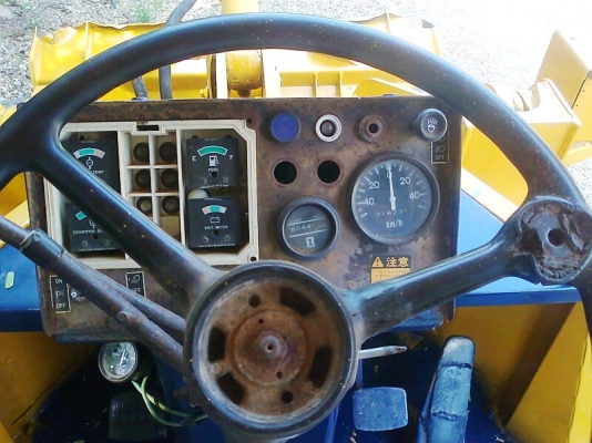 รถตัก KOMATSU WA100-1 S/N 10453 รถแรงดี พร้อมใช้งาน ราคาแสนถูก ยางคู่หน้าใหม่เอี่ยม.