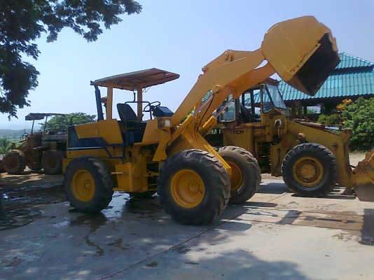 รถตัก KOMATSU WA100-1 S/N 10453 รถแรงดี พร้อมใช้งาน ราคาแสนถูก ยางคู่หน้าใหม่เอี่ยม.