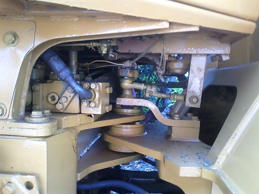 รถตัก KOMATSU WA100-1 S/N 10453 รถแรงดี พร้อมใช้งาน ราคาแสนถูก ยางคู่หน้าใหม่เอี่ยม.