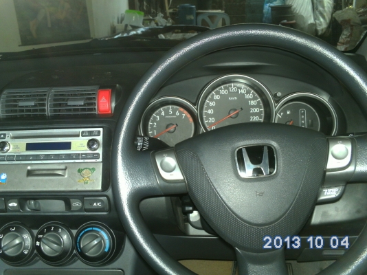 ขาย ซิตี้ปี 04 เกียร์ออร์โต้  สวยน่าใช้  สนใจโทร 0868681627