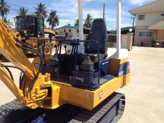 รถขุด แบคโฮล KOMATSU PC20-6 ทำสีใหม่ นำเข้า มือสองจากญี่ปุ่นแท้ๆ
