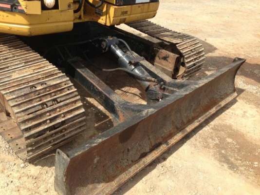 ขายรถแบคโฮ CAT 308BSR นำเข้าจากญี่ปุ่น ระบบคอลโทรลสั้น มีVDO ให้ชมครับ สนใจติดต่อ 081-2990958