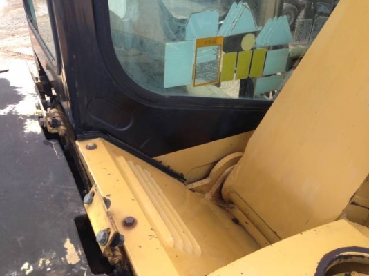 ขายรถแบคโฮ CAT 308BSR นำเข้าจากญี่ปุ่น ระบบคอลโทรลสั้น มีVDO ให้ชมครับ สนใจติดต่อ 081-2990958