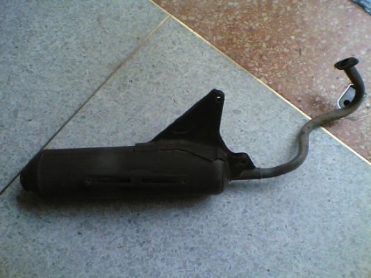 ขาย ล้อhonda clik 125i และ ท่อ honda clik 110i ขาย ล้อhonda clik 125i และ ท่อ honda clik 110i