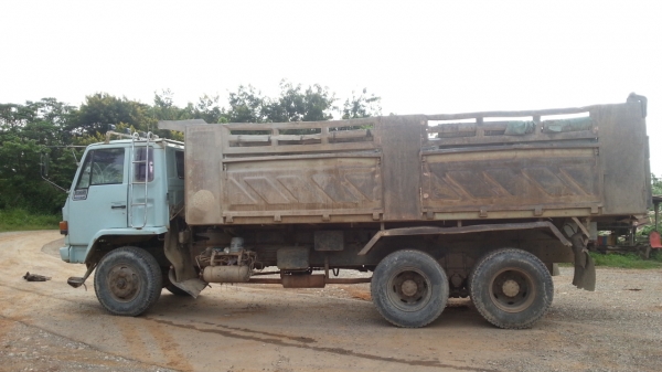 ISUZU Rocky 240 นางฟ้า