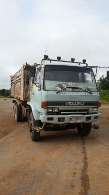 ISUZU Rocky 240 นางฟ้า