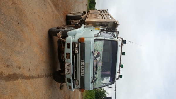 ISUZU Rocky 240 นางฟ้า