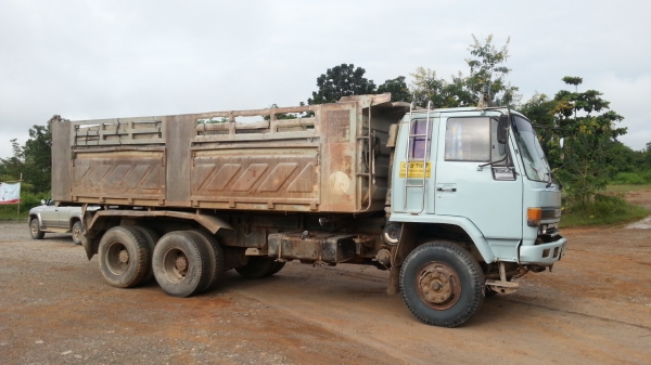 ISUZU Rocky 240 นางฟ้า