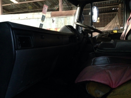 ขาย 6 ล้อ ฮีโน่ รุ่น FF1J เครื่อง 210 แรง ปี 44  ตู้แห้งเปิดปีกยาว  7.50 เมตร ราคา 870000 บาท