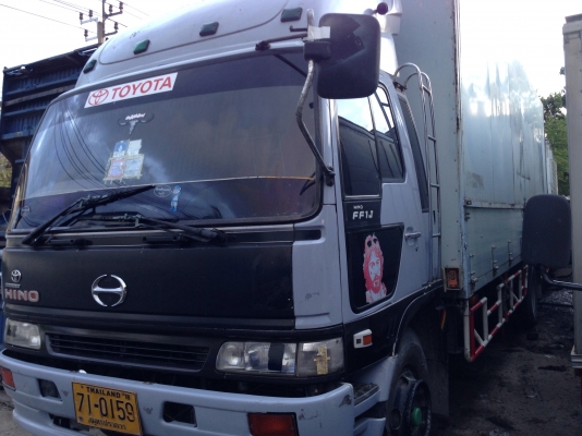 ขาย 6 ล้อ ฮีโน่ รุ่น FF1J เครื่อง 210 แรง ปี 44  ตู้แห้งเปิดปีกยาว  7.50 เมตร ราคา 870000 บาท