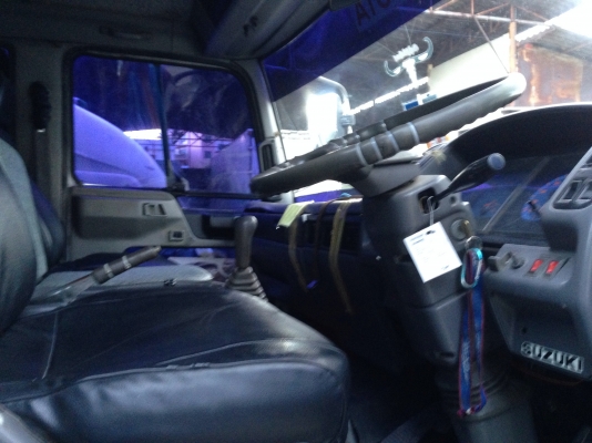 ขาย 6 ล้อ ฮีโน่ รุ่น FF1J เครื่อง 210 แรง ปี 44  ตู้แห้งเปิดปีกยาว  7.50 เมตร ราคา 870000 บาท