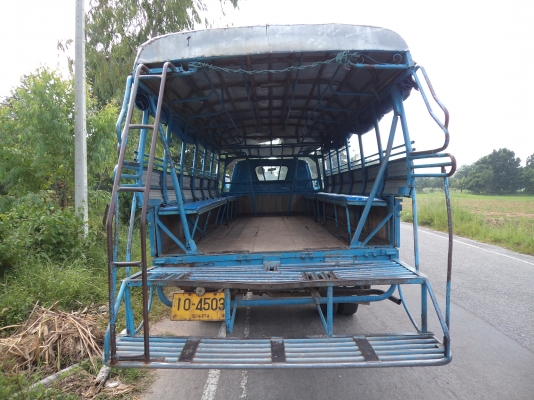 ขายรถ6ล้ออีซูซุTLเครื่อง100แรงรับส่งนักเรียน สภาพดีราคาถูกๆพร้อมใช้งานคับ