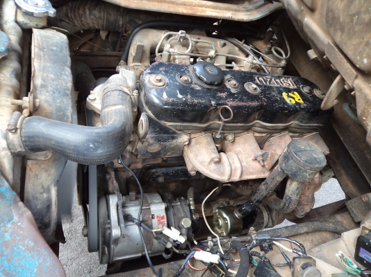 ขายรถ6ล้ออีซูซุTLเครื่อง100แรงรับส่งนักเรียน สภาพดีราคาถูกๆพร้อมใช้งานคับ