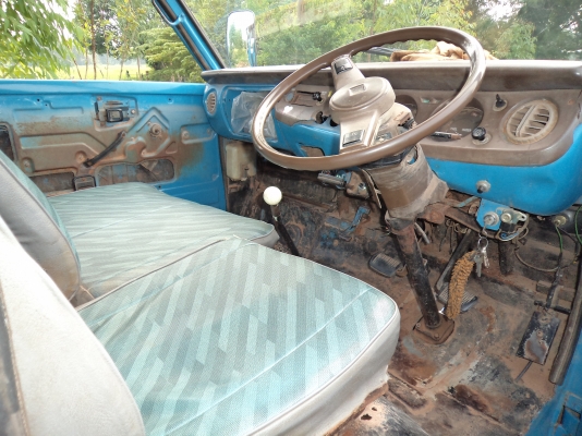 ขายรถ6ล้ออีซูซุTLเครื่อง100แรงรับส่งนักเรียน สภาพดีราคาถูกๆพร้อมใช้งานคับ