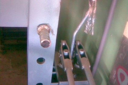 แท่นอัดไฮโดรลิก 30 ตันเหล็กรุ่นเก่า หนา 4 หุนครับขนาด 30  ตัน สภาพใหม่พร้อมใช้งานครับ