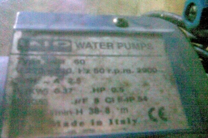 ปั้มน้ำอิตาลี+มิสซูสภาพพร้อมใช้งานครับ สวยๆครับตัวนี้แรงครับราคานี้คุ้มมากครับ ของอิตาลีแท้ครับราคานี้คุ้มครับ และของมิสซูตัวสีเหลือง 100 W พร้อมใช้ ราคา 1400  บาท