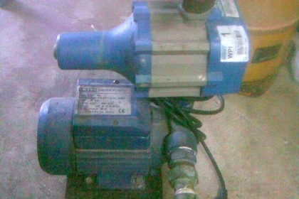 ปั้มน้ำอิตาลี+มิสซูสภาพพร้อมใช้งานครับ สวยๆครับตัวนี้แรงครับราคานี้คุ้มมากครับ ของอิตาลีแท้ครับราคานี้คุ้มครับ และของมิสซูตัวสีเหลือง 100 W พร้อมใช้ ราคา 1400  บาท