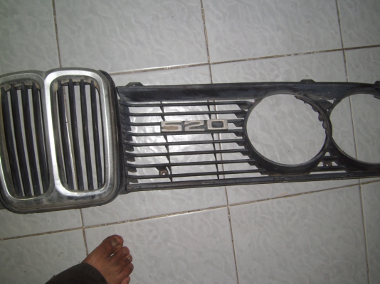 กะจังหน้า BMW E12