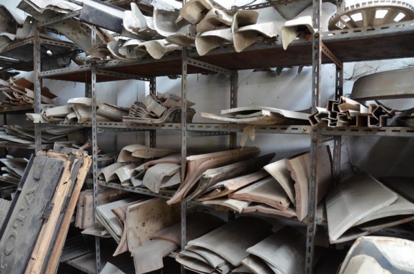 เลิกกิจการครับ ขายอะไหล่บอดี้เหมายกร้านรถกระบะรุ่นเก่าทุกยี่ห้อ