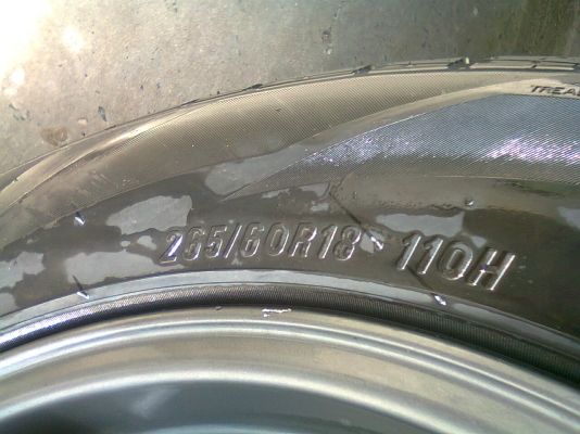 ขายแม็ก ขอบ18 พร้อมยาง 265/60/18 ดอกเต็มๆทัง้4ล้อสวยที่สุด 6 รู กระบะ