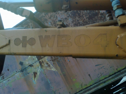 ขาย KOMATSU WB04 สวยมาก T.0894071471